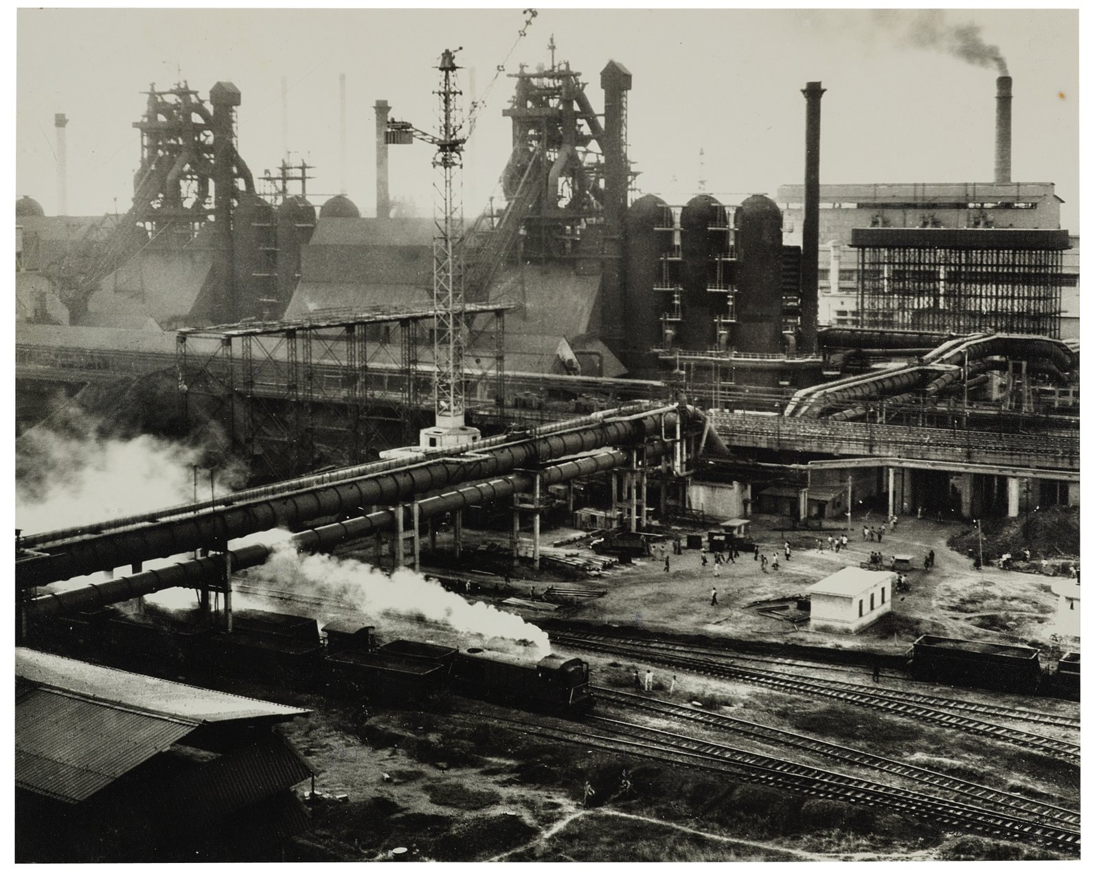 Plants for Indian Heartland: State-Led Industrialization and Local Development